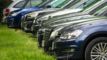 Jakie auto do 15 tysięcy warto kupić? Sprawdzamy!