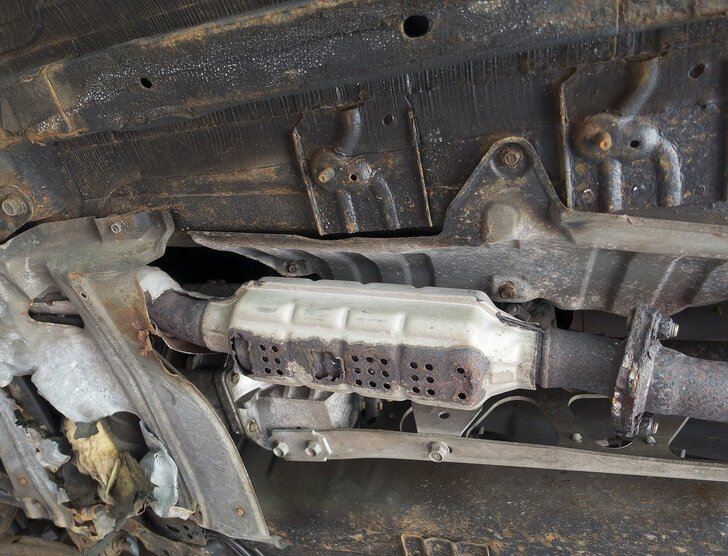 Katalizator samochodowy – działanie, usterki i sposoby naprawy