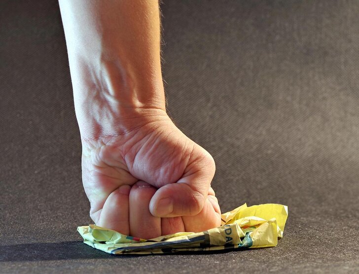 Co to jest mobbing i jak osoba pokrzywdzona może dochodzić swoich praw?