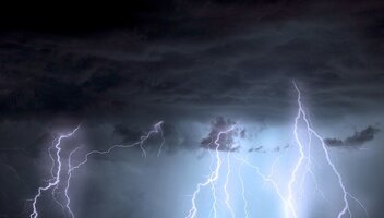 Czy nadciąga pogodowy armagedon? — ostrzeżenia dla mieszkańców Polski