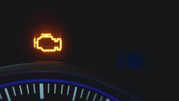 Czym jest check engine?