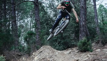 Rower downhill – jaki warto wybrać?
