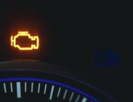 Czym jest check engine? - CUK