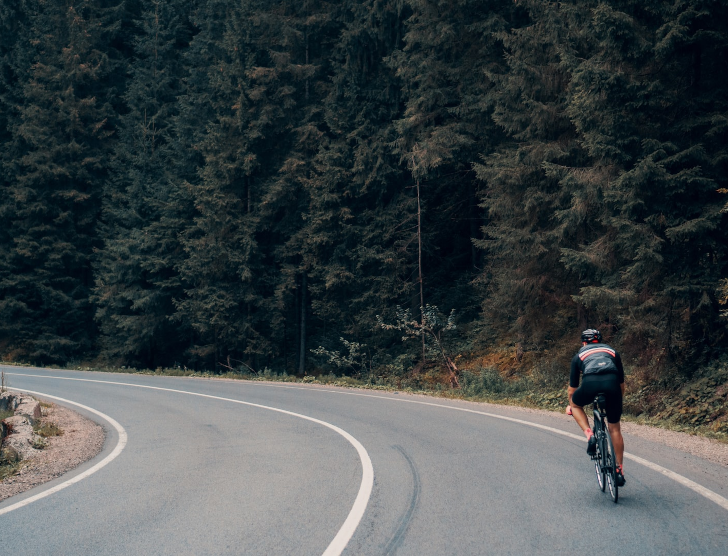 Jak szybko odzyskać formę przed sezonem rowerowym?