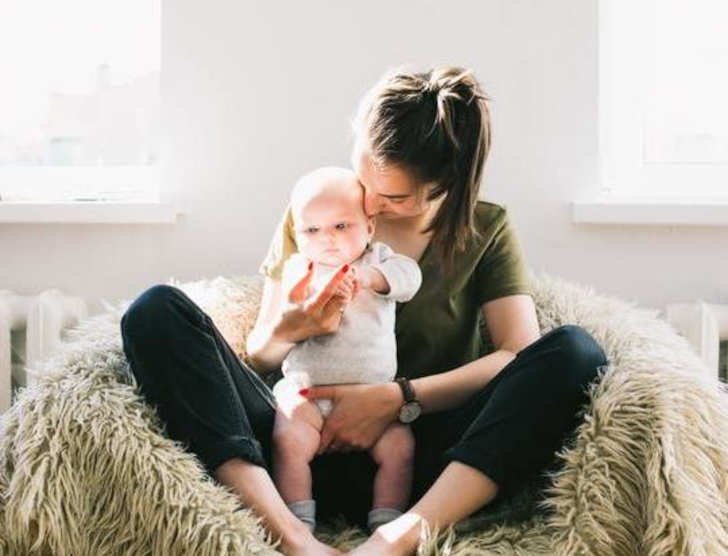 W trosce o mamę i dziecko – polisa od Link4