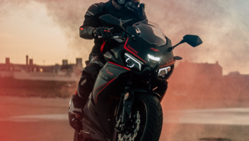 Ubezpieczenie motocykla bez prawa jazdy – czy to możliwe?