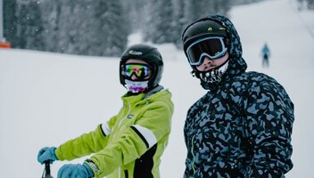 Na co zwrócić uwagę przy zakupie ubezpieczenia na narty i snowboard?