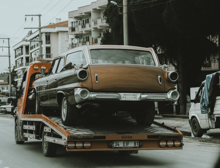 Ubezpieczenie lawety i laweta w ramach polisy