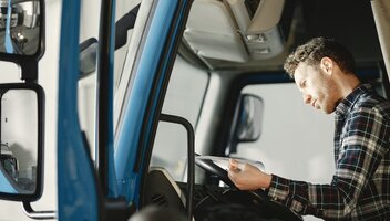 Ubezpieczenie samochodu ciężarowego — wszystko, co warto wiedzieć