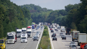 Awaria samochodu na autostradzie — czy otrzymasz pomoc z assistance?