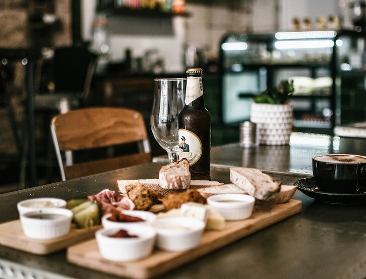 Ubezpieczenie lokalu gastronomicznego — co warto wiedzieć?