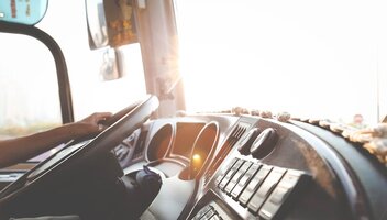 Ubezpieczenie OCP – czym jest i co obejmuje?