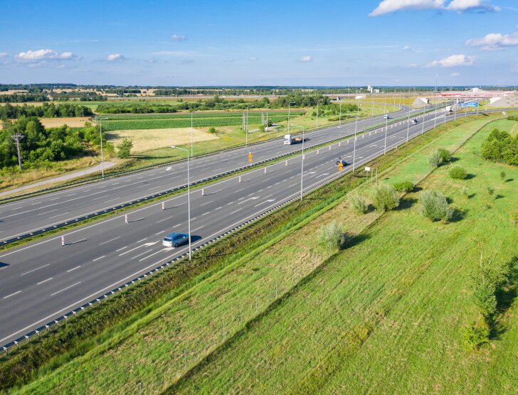Przejazd autostradą A2 w 2026 roku – opłaty i ważne informacje