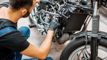 Ile kosztuje przegląd motocykla w 2024 roku?