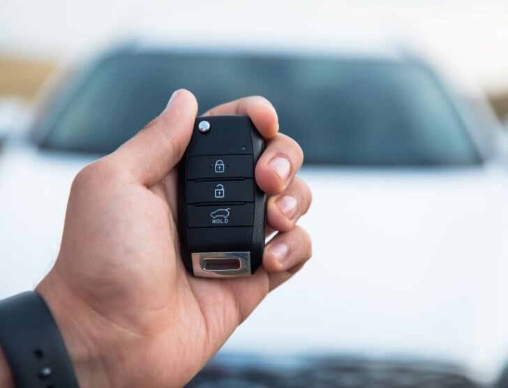 Sprawdzone zabezpieczenia antykradzieżowe do samochodu