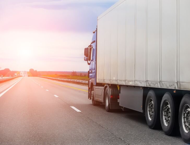 Karta EKUZ dla kierowcy międzynarodowego – co to jest i jak ją wyrobić?