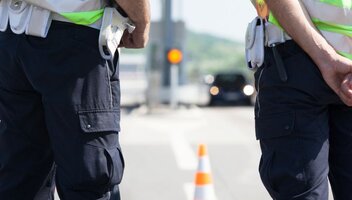 Jak przebiega kontrola policyjna?