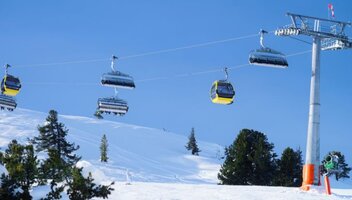 Narty w Austrii – gdzie warto jechać i jak zaplanować podróż?