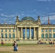 Reichstag, miejsce obrad parlamentu niemieckiego.