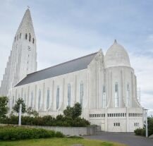 Hallgrímskirkja, majestatyczny kościół w stolicy Islandii.