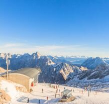 Widok na ośrodek narciarski Zugspitze 