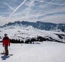 Snowboardowa przygoda w Seiser Alm w Dolomitach.