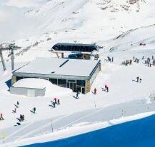 Zermatt – alpejski ośrodek z trasami idealnymi na snowboard.