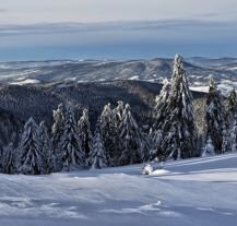 Panorama Turbacza zimą.