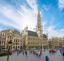 Widok na Grand Place w Brukseli.