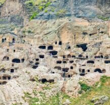 Wardzia – historyczne skalne miasto w Gruzji.