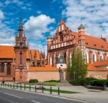 Kościół św. Anny i św. Franciszka – perełka architektury Wilna.