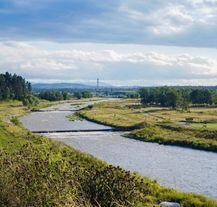 Rzeka Dunajec w Nowym Targu – odwiedź stolicę Podhala podczas letniego city breaku.