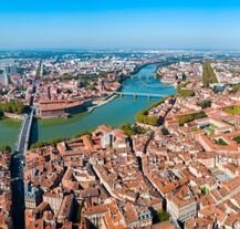 Panorama Tuluzy – to pełne uroku francuskie miasto to doskonały kierunek na letni city break.