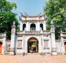 Hanoi – wejście do Świątyni Literatury 
