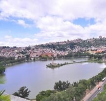 Lac Anosy w Antananarywie.