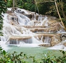 Wodospady Dunn’s River Falls na Jamajce