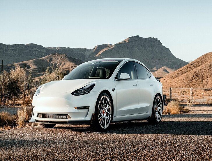 Tesla – samochody elektryczne