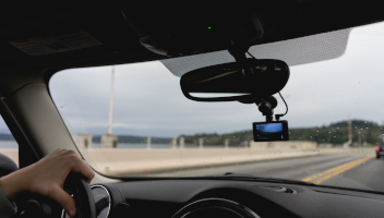 Czy nagranie z kamery samochodowej pomoże w uzyskaniu odszkodowania?