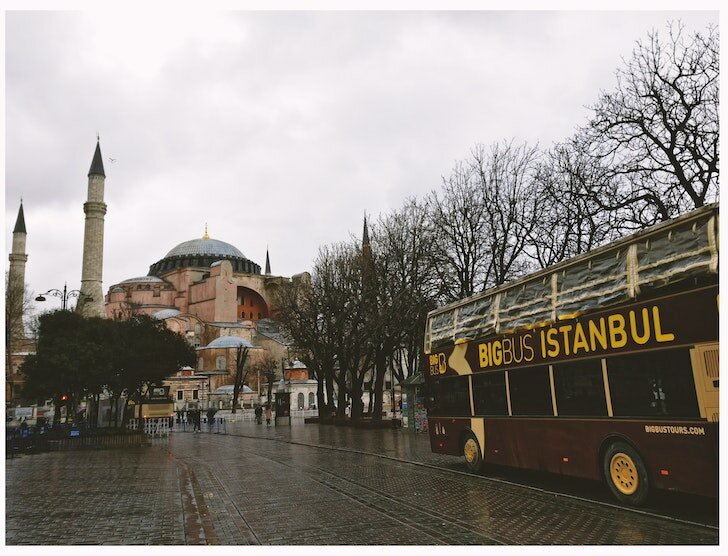 Jak wybrać ubezpieczenie turystyczne do Turcji?