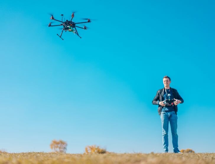Ubezpieczenie OC pilota drona – kiedy jest obowiązkowe i co obejmuje?