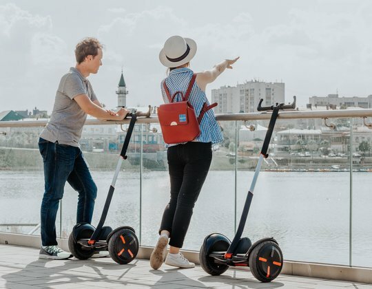 Urządzenia transportu osobistego zyskują na popularności. Jakie warunki musisz spełnić, aby ubezpieczyć się polisą OC? Jeździsz hulajnogą elektryczną? Ubezpieczenie OC dla Ekocyklistów to polisa, która zapewni odszkodowanie w razie wypadku.