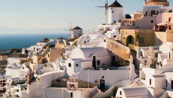 Dobre ubezpieczenie turystyczne do Grecji obejmuje ochroną wiele zdarzeń.
