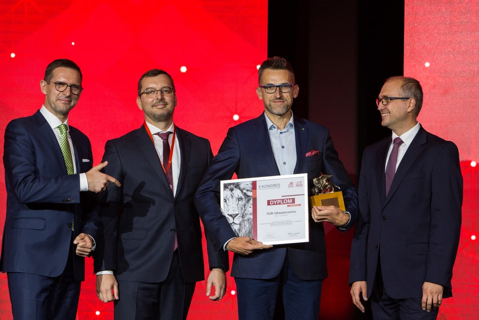 Wyróżniające się wyniki sprzedaży produktów grupy Generali zaowocowały nagrodą dla multiagencji CUK Ubezpieczenia. Dzięki doskonałej współpracy CUK Ubezpieczenia z Generali możemy pochwalić się nagrodą za bardzo owocną sprzedaż.Dzięki doskonałej współpracy CUK Ubezpieczenia z Generali możemy pochwalić się nagrodą za bardzo owocną sprzedaż.