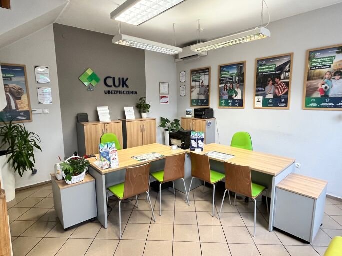 Ubezpieczenia - Trzebnica, Świętej Jadwigi  6D  - CUK