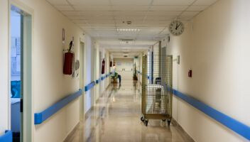 Jakie ubezpieczenie pokrywa koszt pobytu w szpitalu?