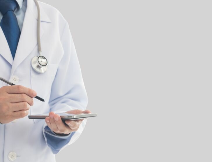 Ubezpieczenie OC lekarza – co warto wiedzieć?