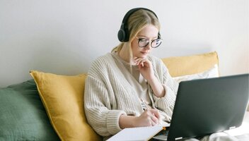 Najtrudniejsze pytania i pułapki na egzaminie na prawo jazdy kat. B