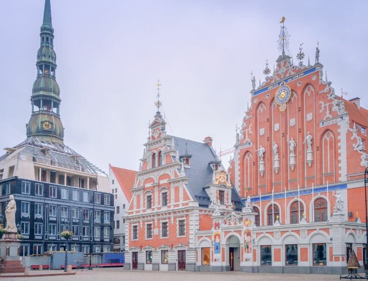 Jakie ubezpieczenie turystyczne na Łotwę wybrać?