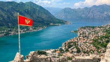 Jak wybrać ubezpieczenie do Czarnogóry?