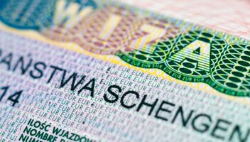 Wiza Schengen – wszystko co musisz wiedzieć o ubezpieczeniu i uprawnieniach